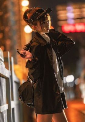 新人女秘书在线_BD英语高清在线
