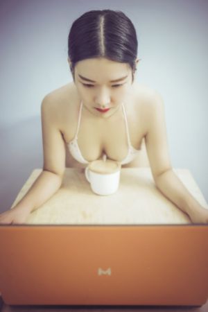 天堂av电影在线_剧情片电影在线看