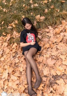 诱人的女学生3_1080高清在线