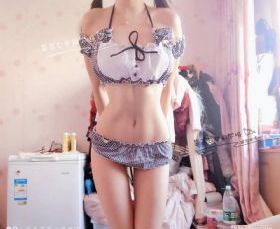 疯狂店员_720免费高清观看