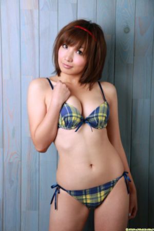 屋内有人_720最新电影在线观看
